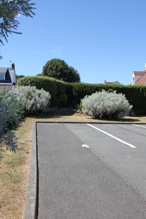 Briquet Cottages, Guernsey,Channel Islands Saint Saviour Экстерьер фото